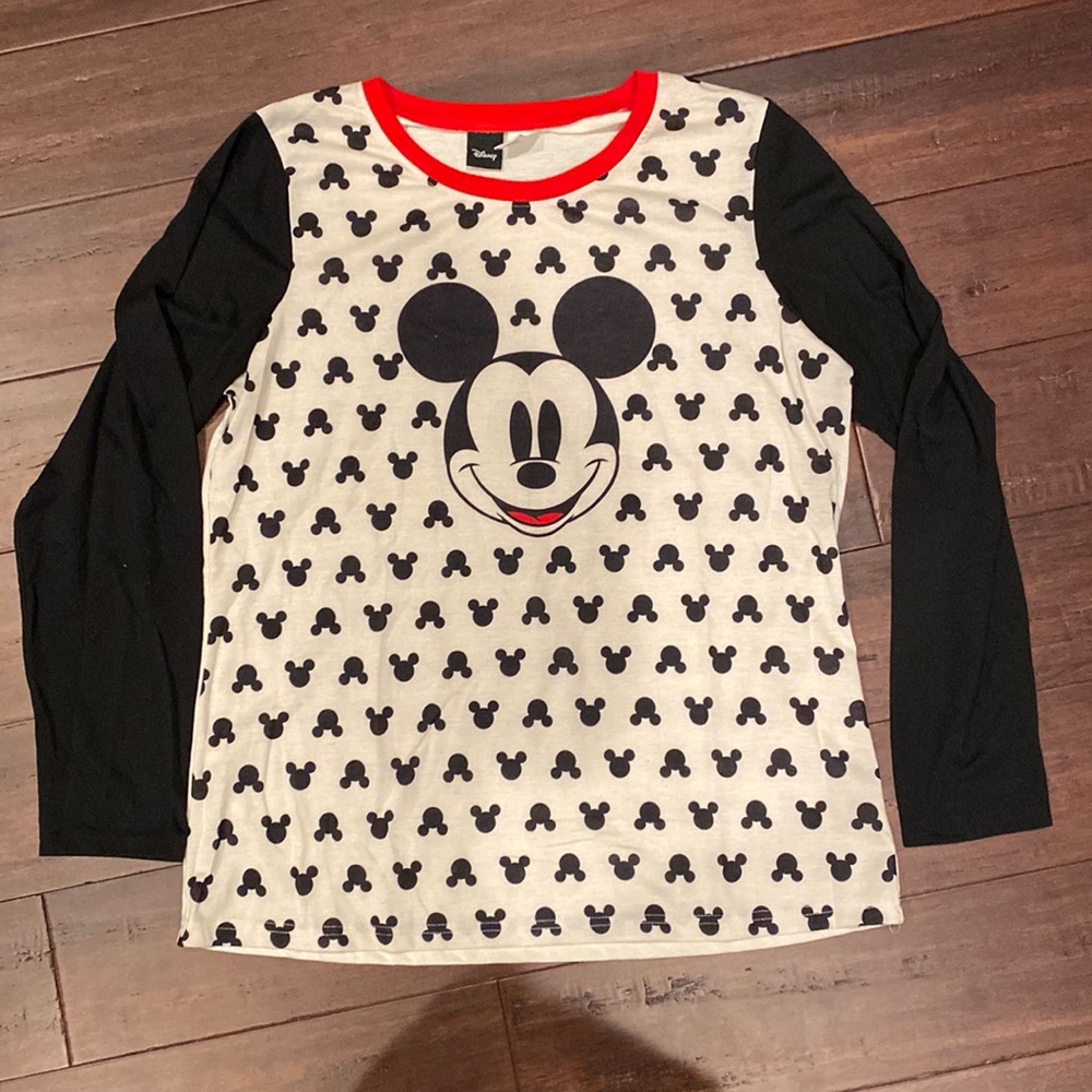 Disney Mickey sleep top